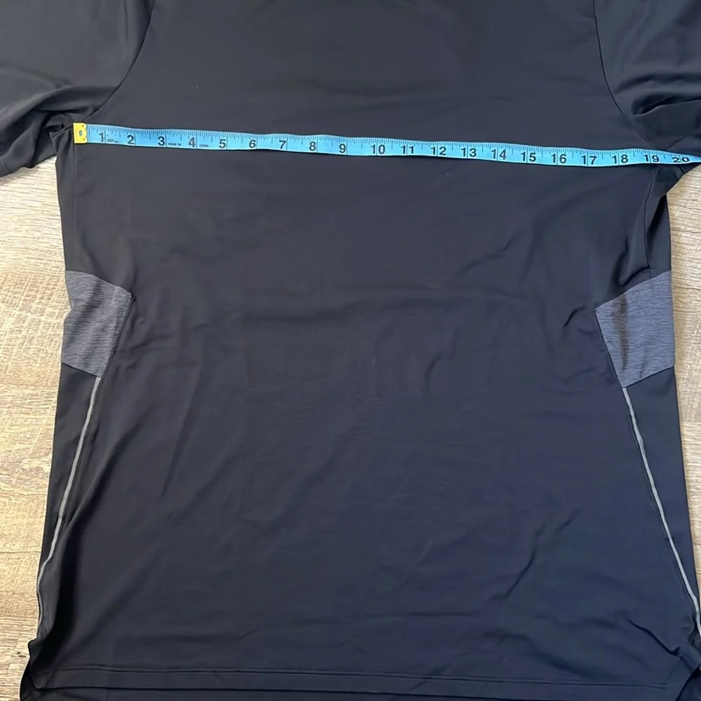 Men’s Lululemon Fast Free Breathe Black Performance Training Shirt Size M/L